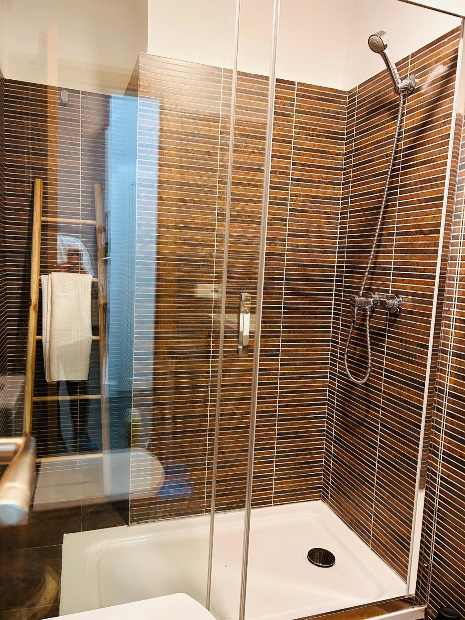 Apartment Estudio Casa Palacio 2pax Wifi Gratis *